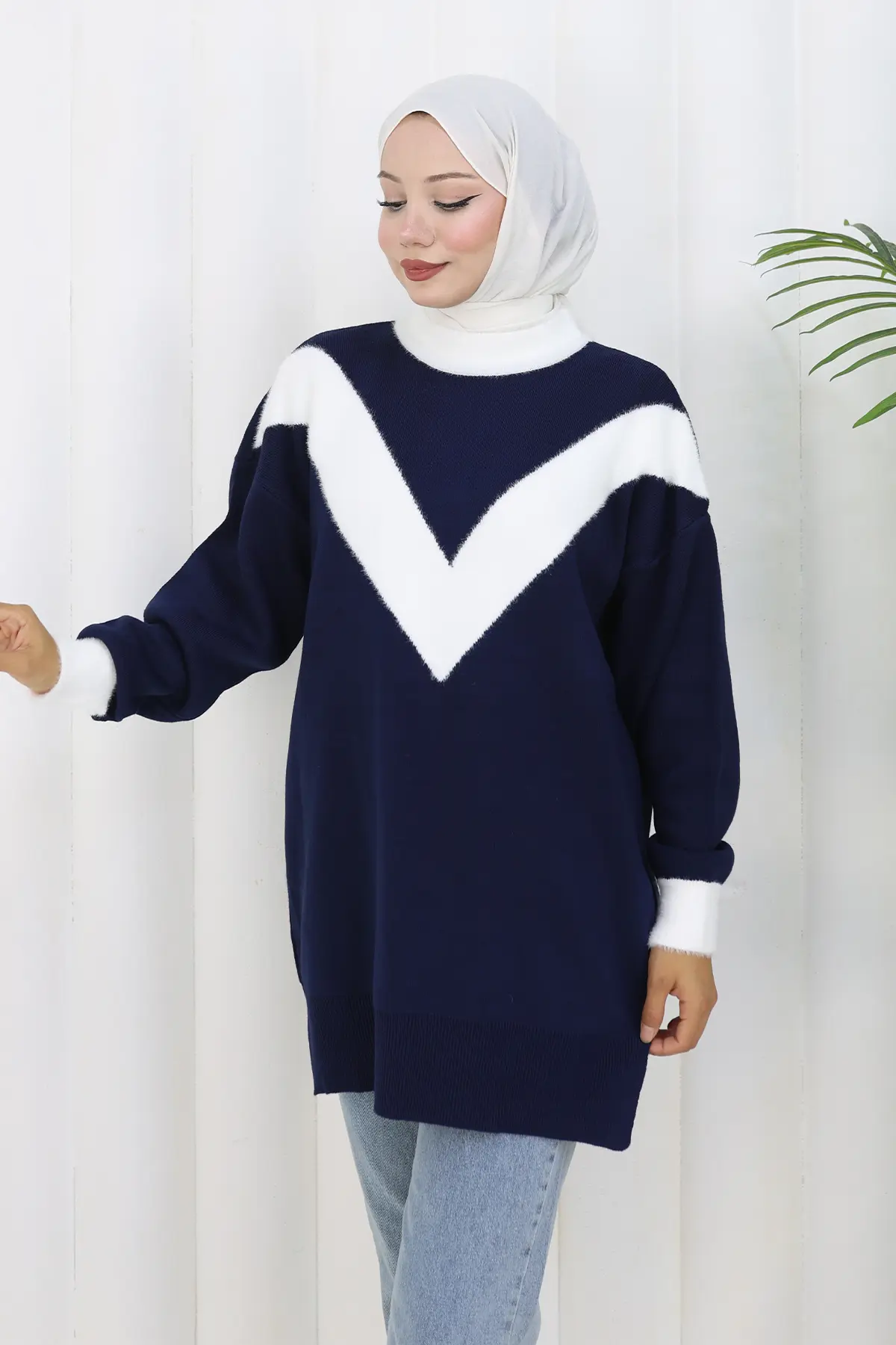 Patterned Knit Tunic-detail