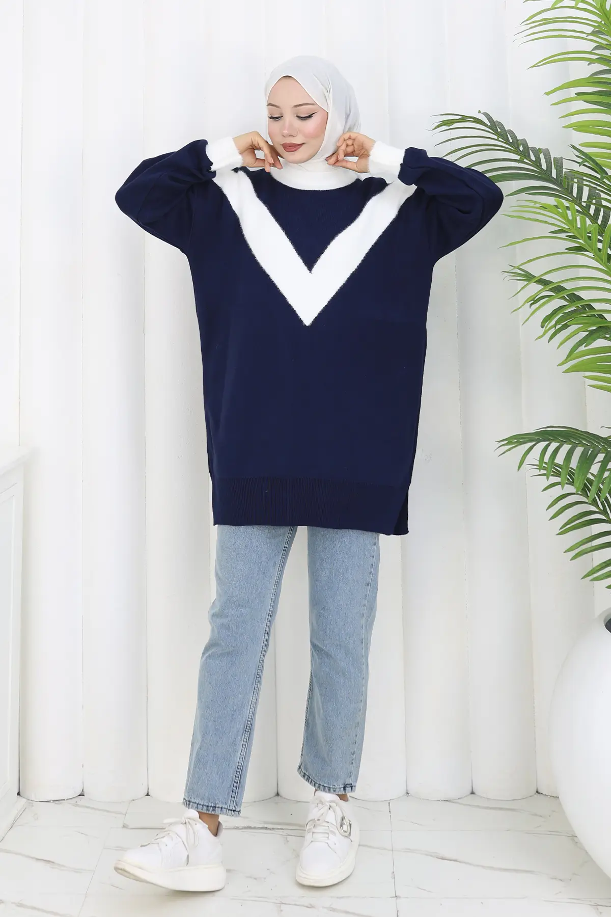 Patterned Knit Tunic-detail