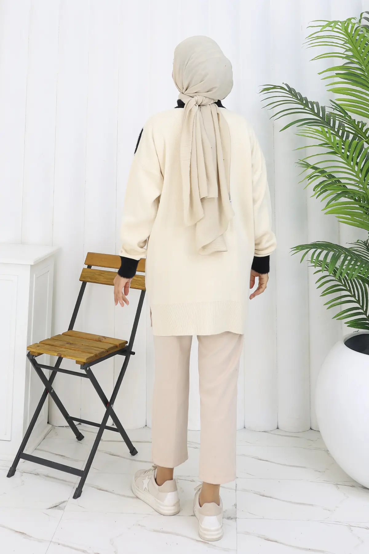 Patterned Knit Tunic-detail