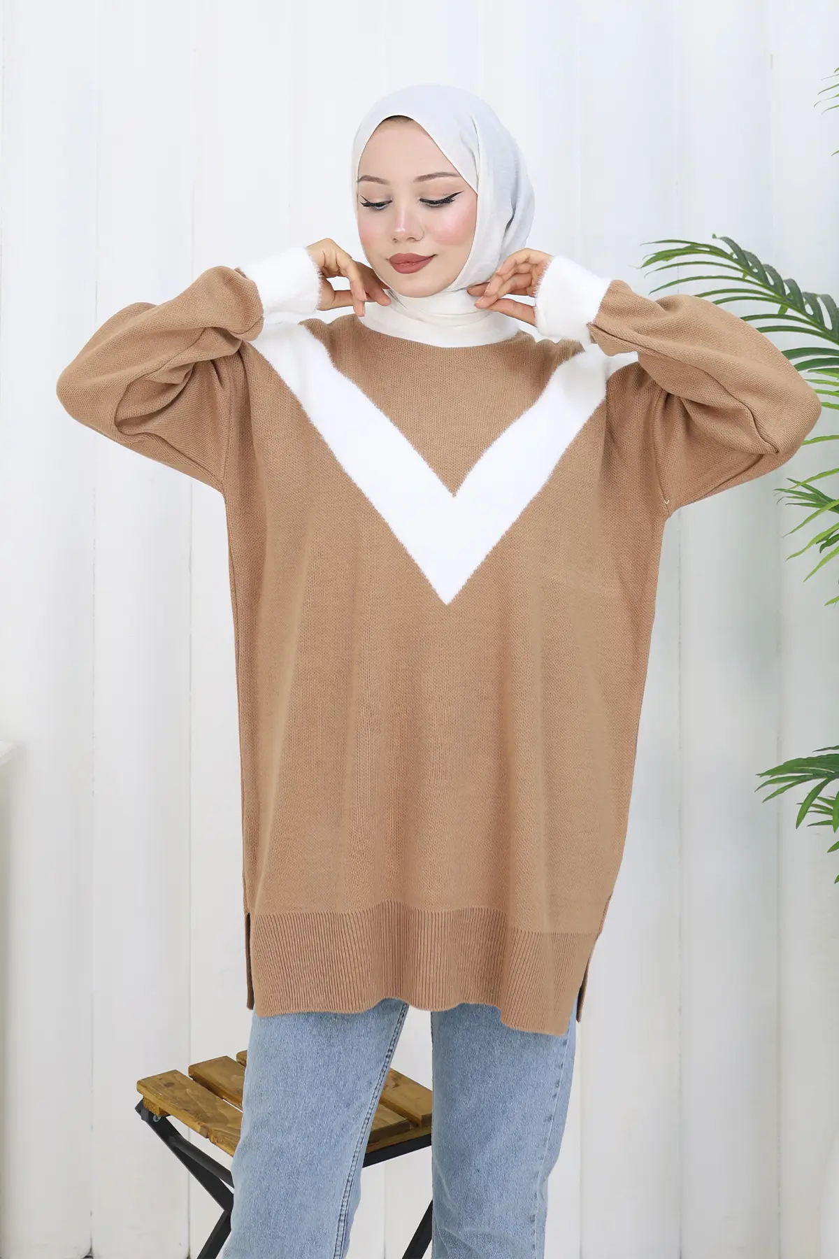 Patterned Knit Tunic-detail