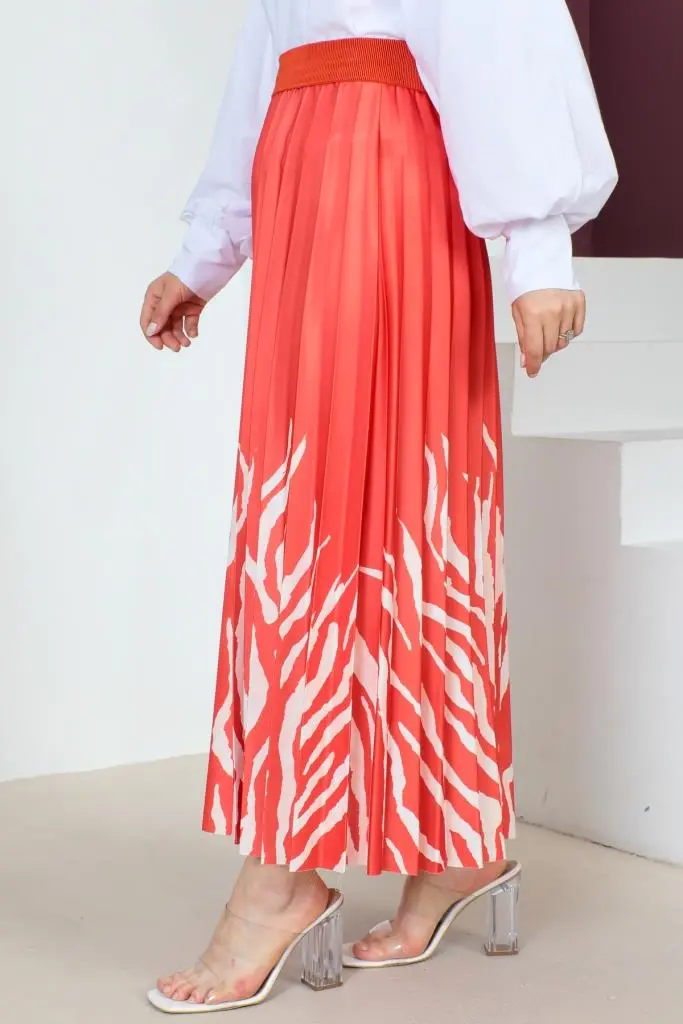 Patterned Skirt-detail