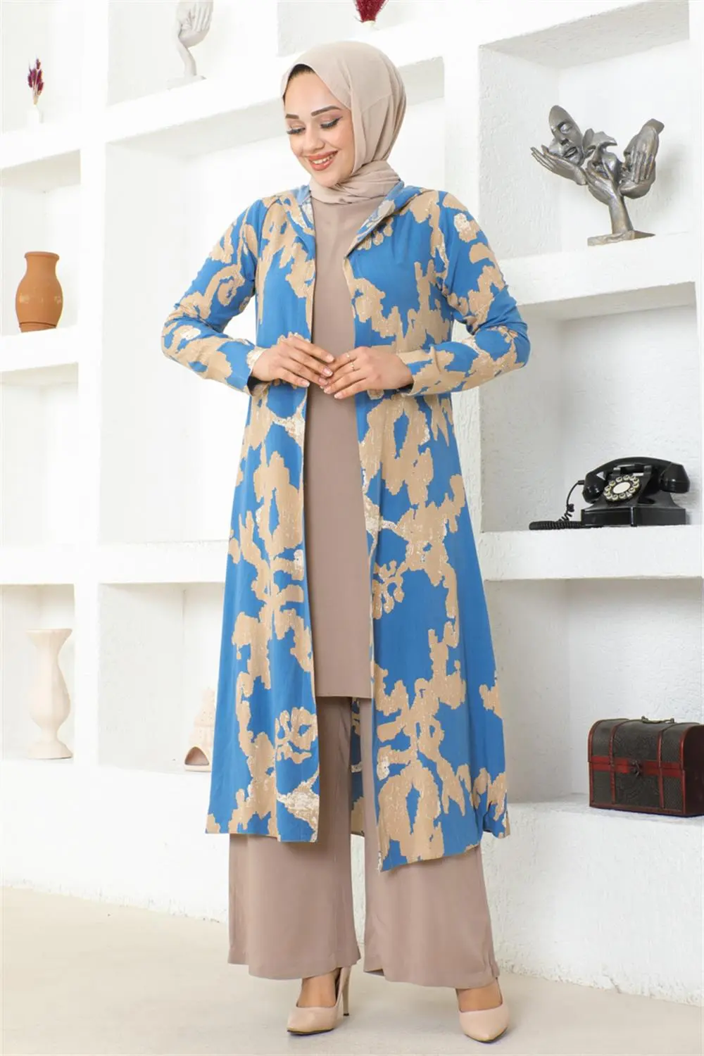 Patterned Three Piece Set-detail