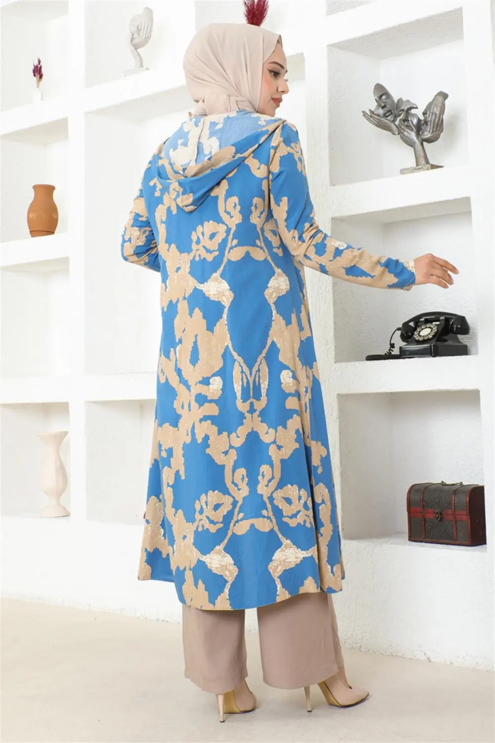 Patterned Three Piece Set-detail