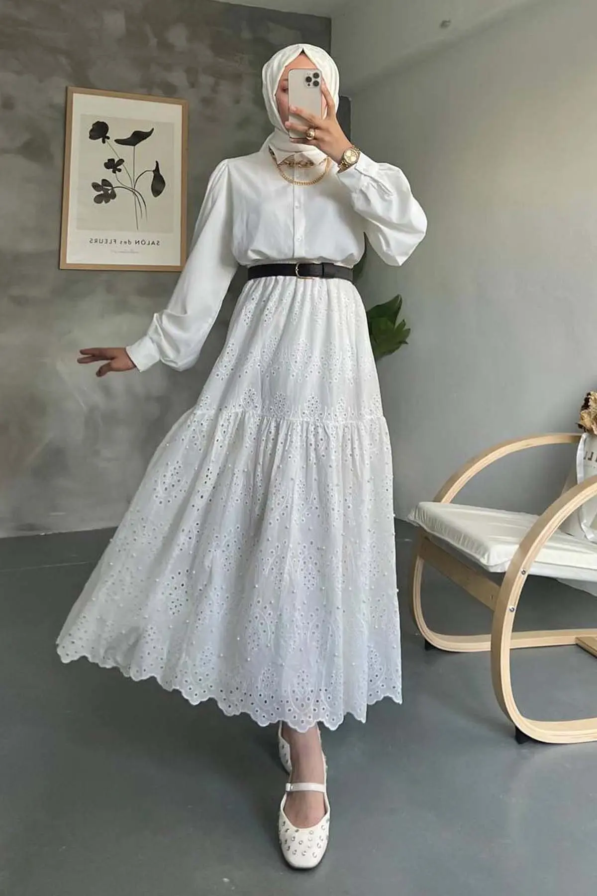 Pearl Embroidered Skirt-detail