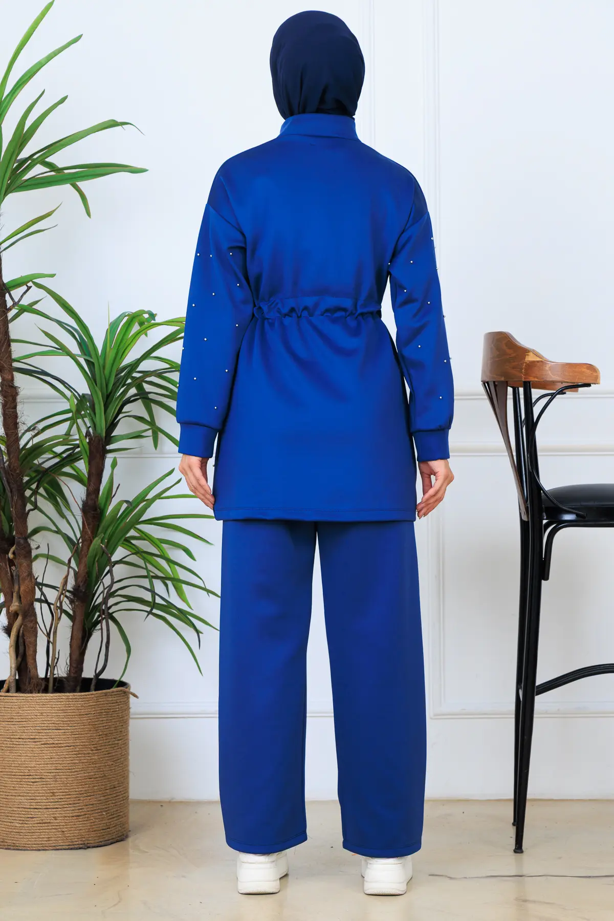 Pearl Scuba Suit-detail