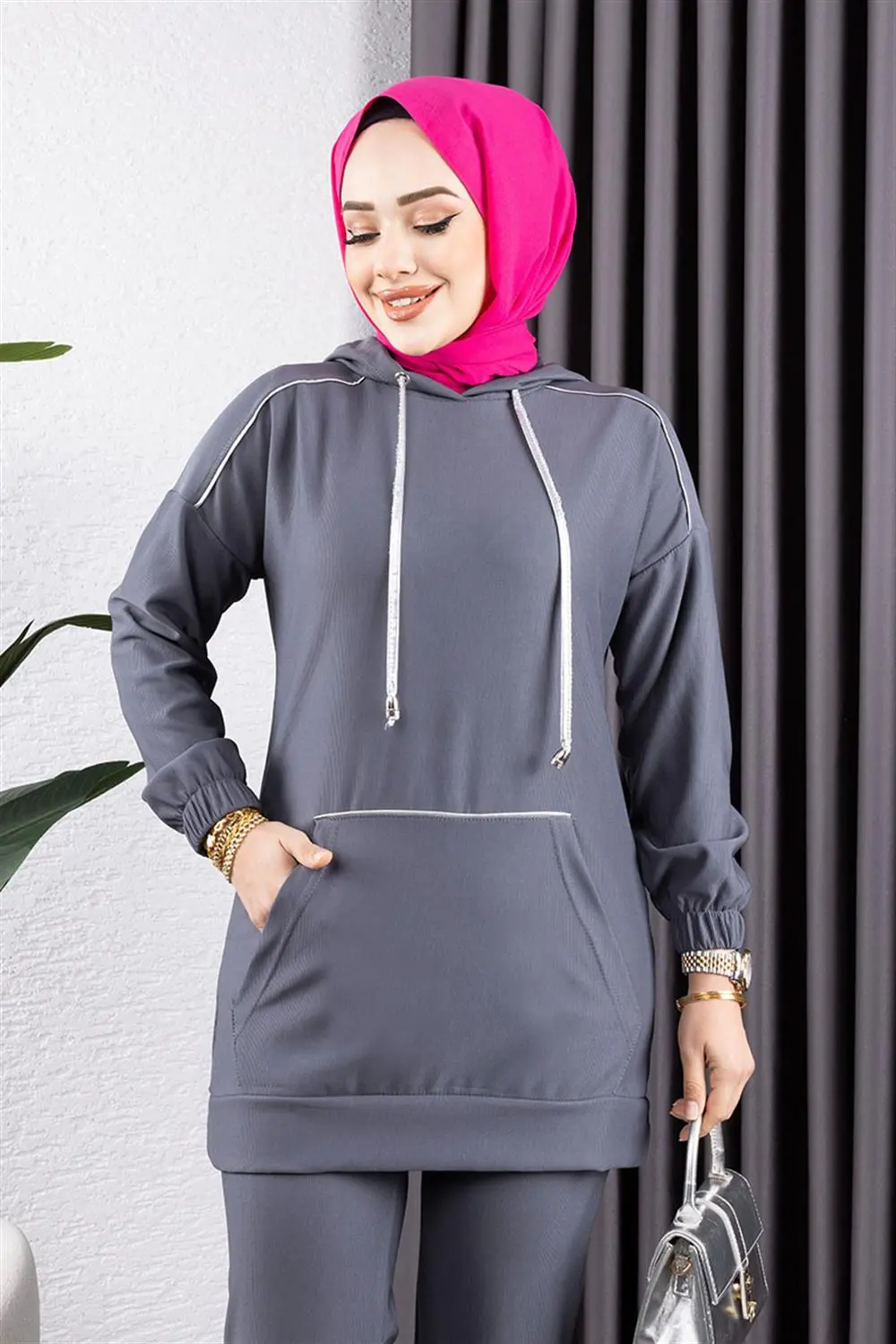 Pile Hooded Sports Suit-detail