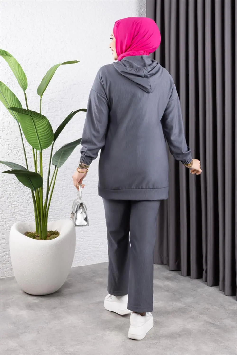 Pile Hooded Sports Suit-detail