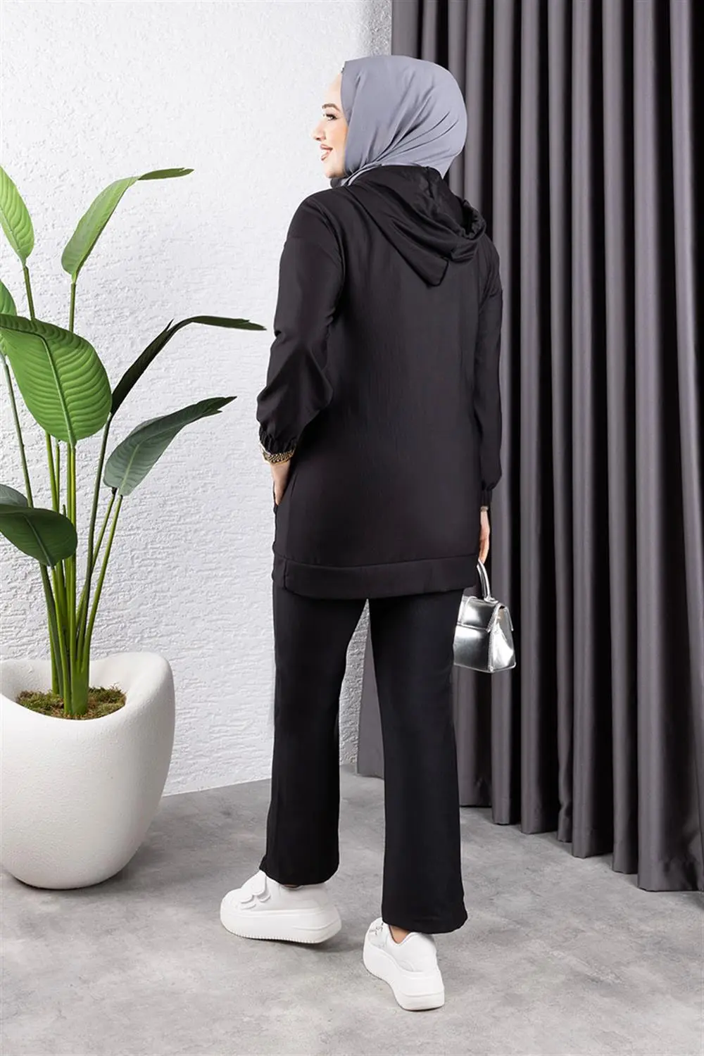 Pile Hooded Sports Suit-detail