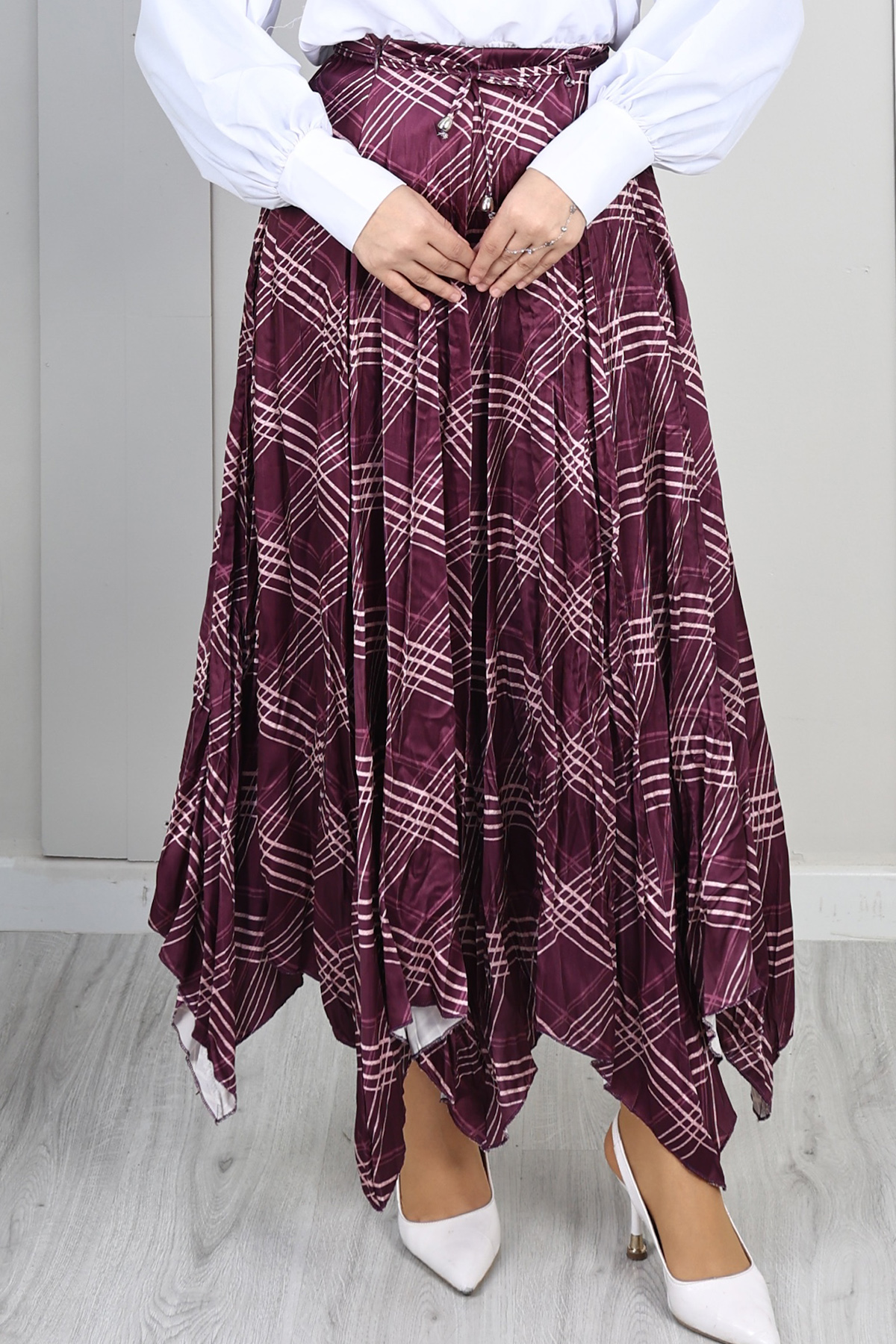 Plaid Asymmetric Skirt
