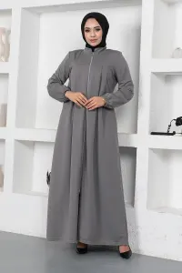 Pleated Abaya With Gathered Sleeves