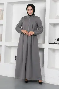 Pleated Abaya With Gathered Sleeves