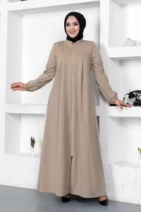 Pleated Abaya With Gathered Sleeves