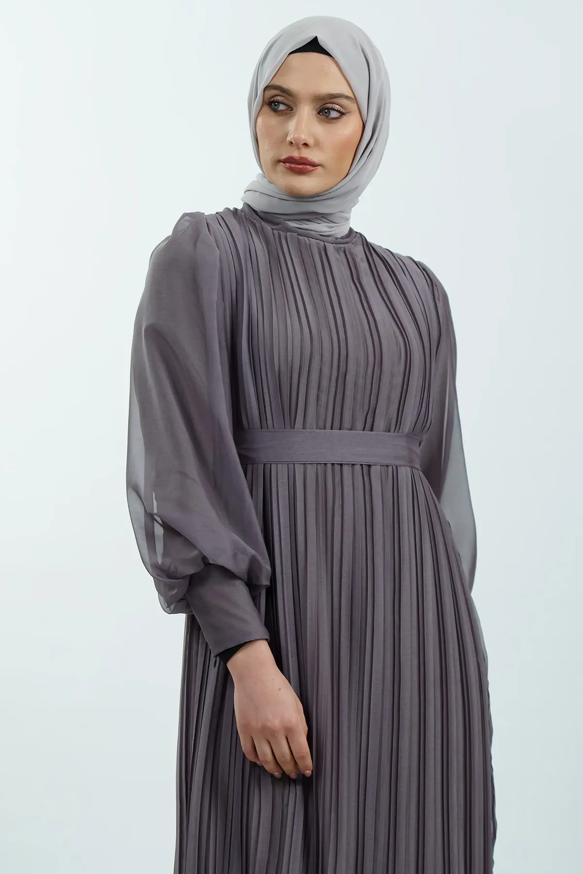 Pleated Janjan Evening Dress-detail