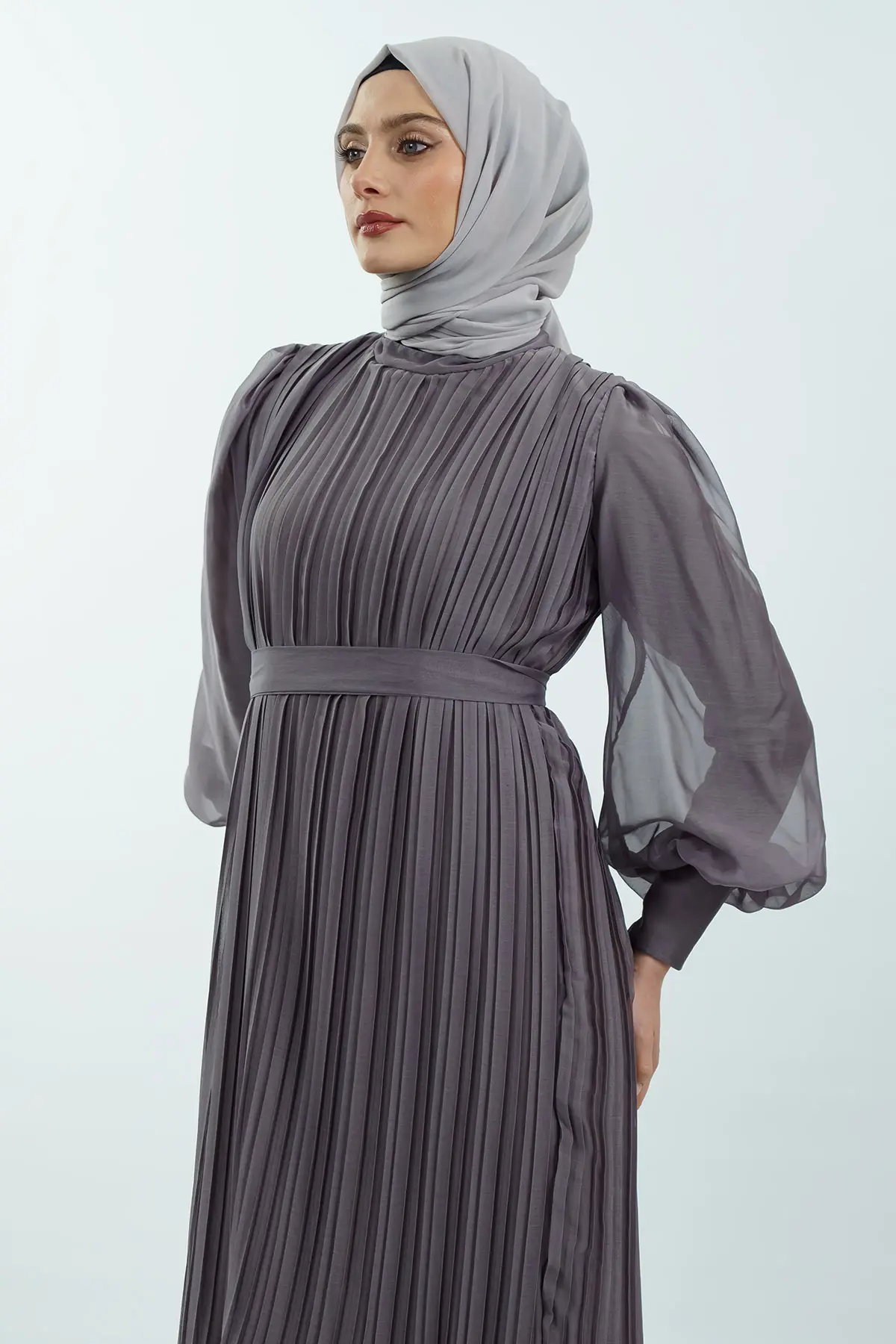 Pleated Janjan Evening Dress-detail