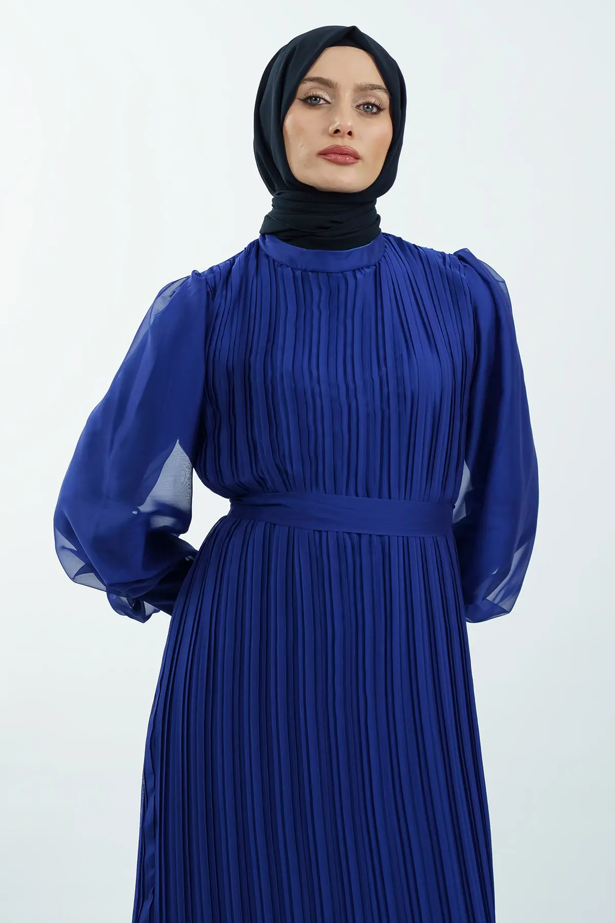 Pleated Janjan Evening Dress-detail