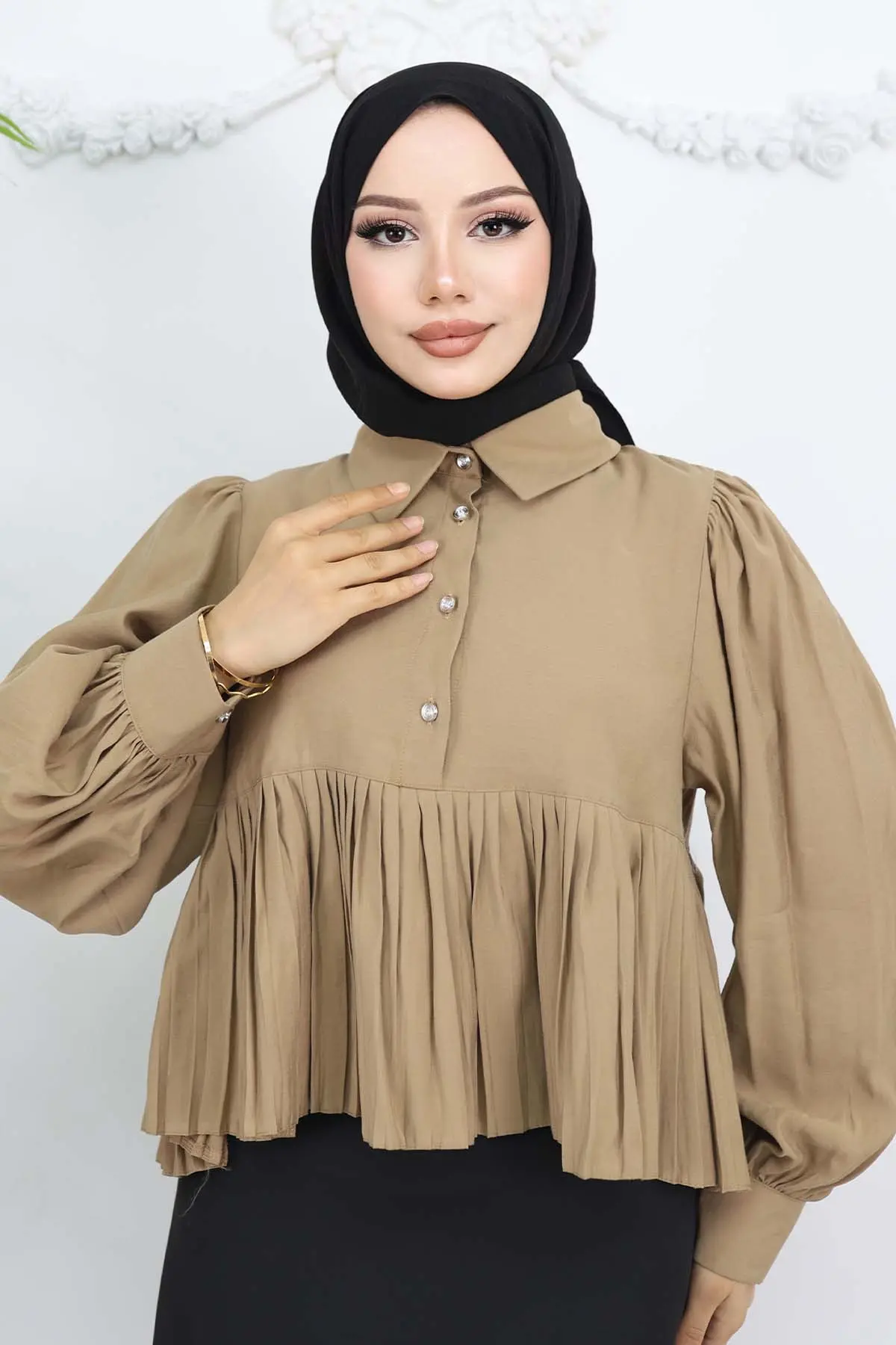 Pleated Short Shirt
