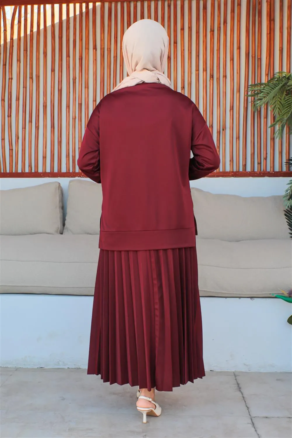 Pleated Skirt Sports Suit-detail