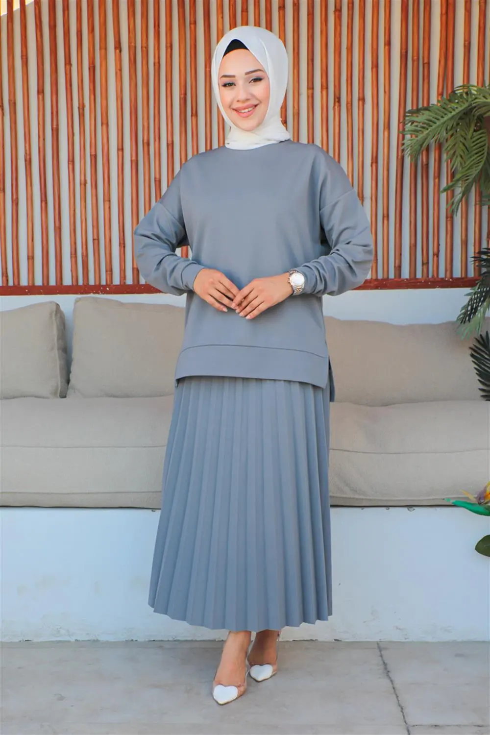 Pleated Skirt Sports Suit-detail