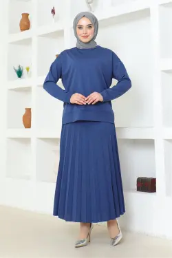 Pleated Skirt Sports Suit