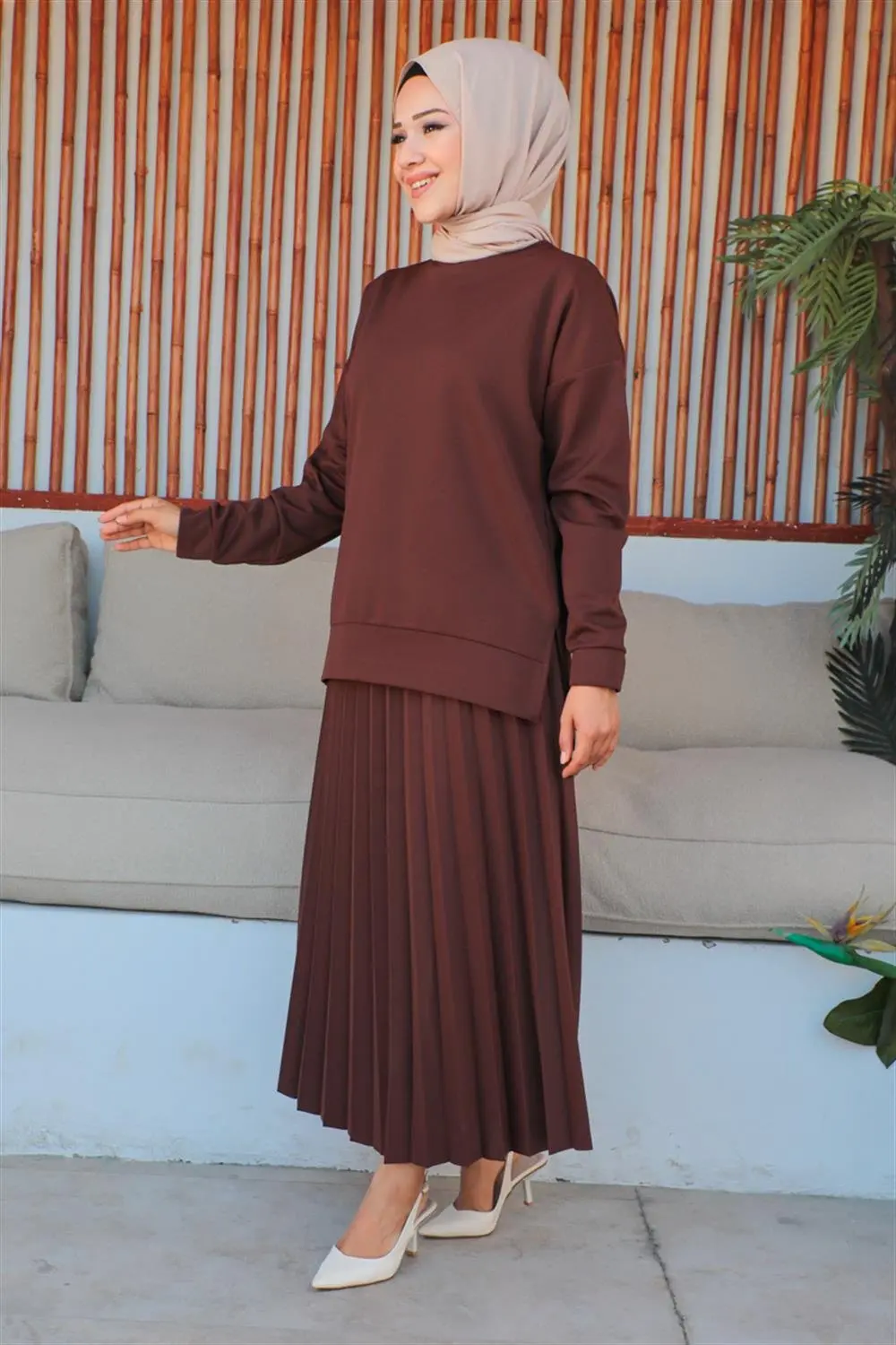 Pleated Skirt Sports Suit-detail