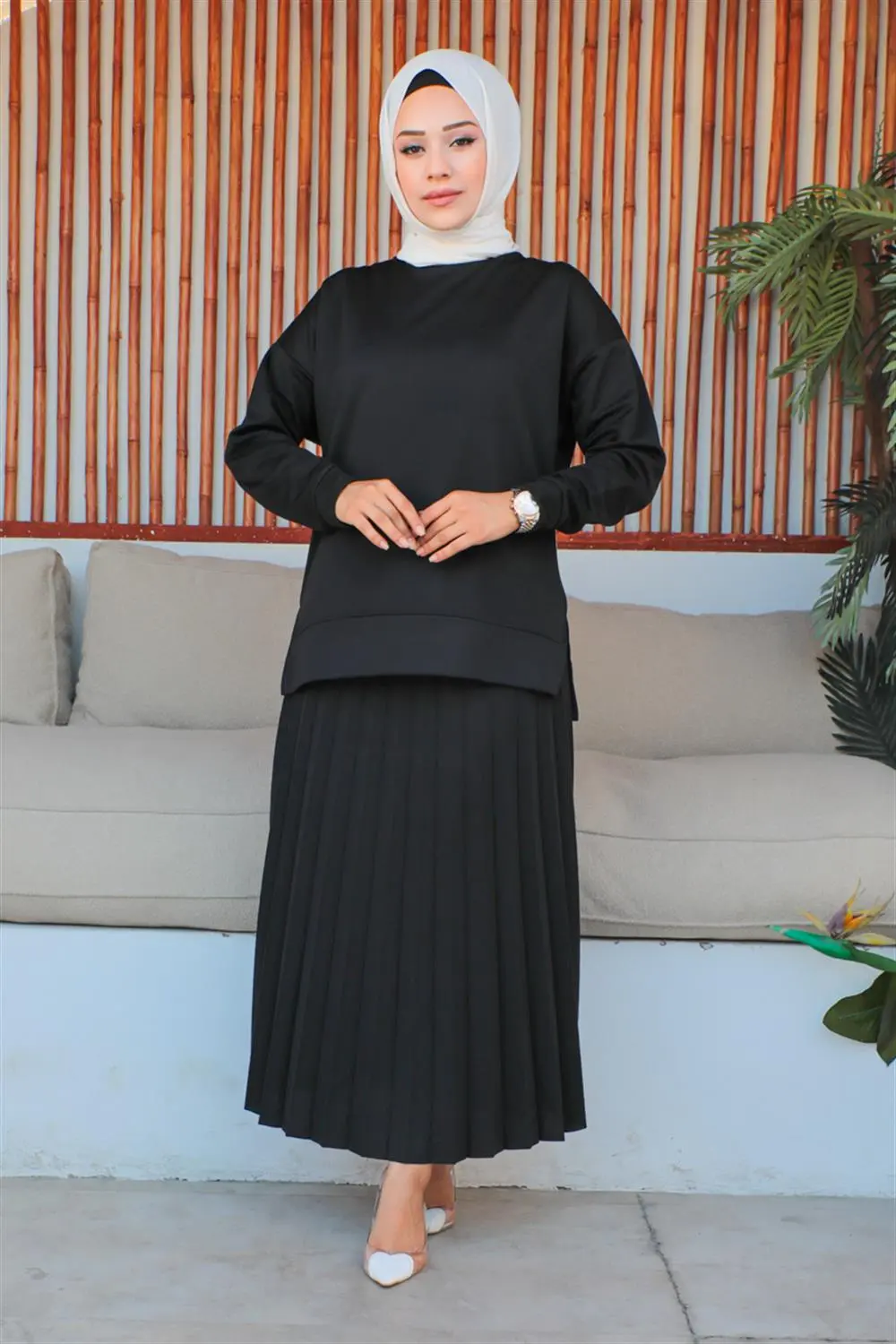 Pleated Skirt Sports Suit-detail