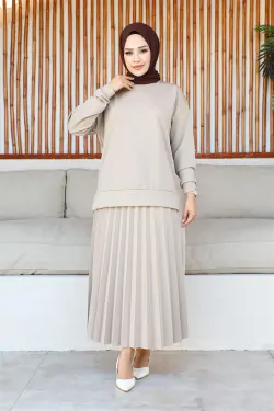 Pleated Skirt Sports Suit