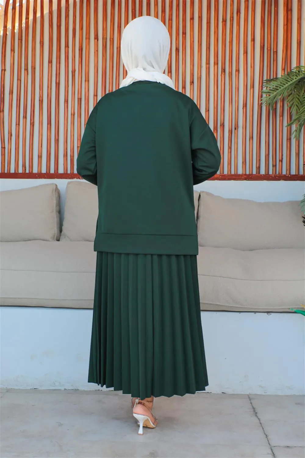 Pleated Skirt Sports Suit-detail