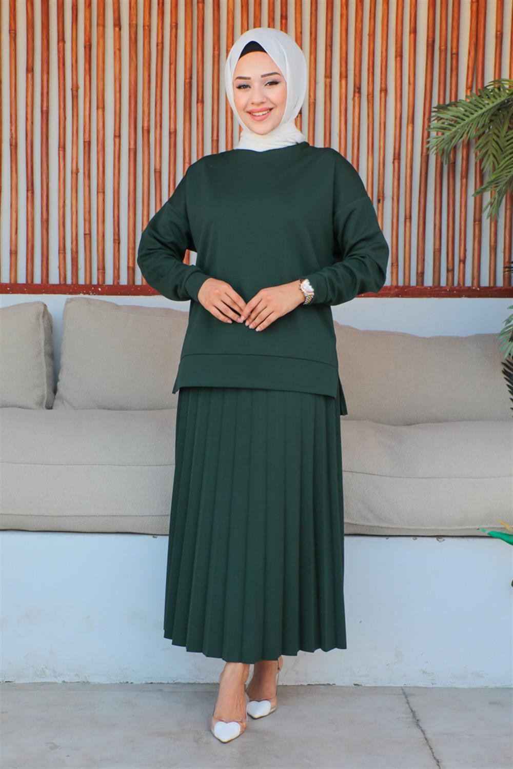 Pleated Skirt Sports Suit