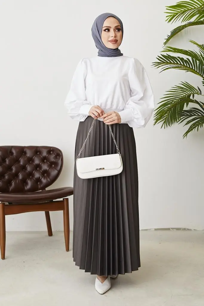 Pleated Skirt With Elastic Waist-detail