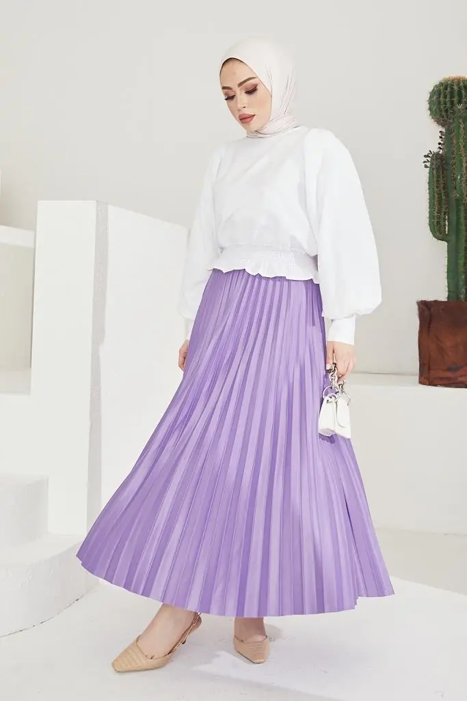 Pleated Skirt with Elastic Waist