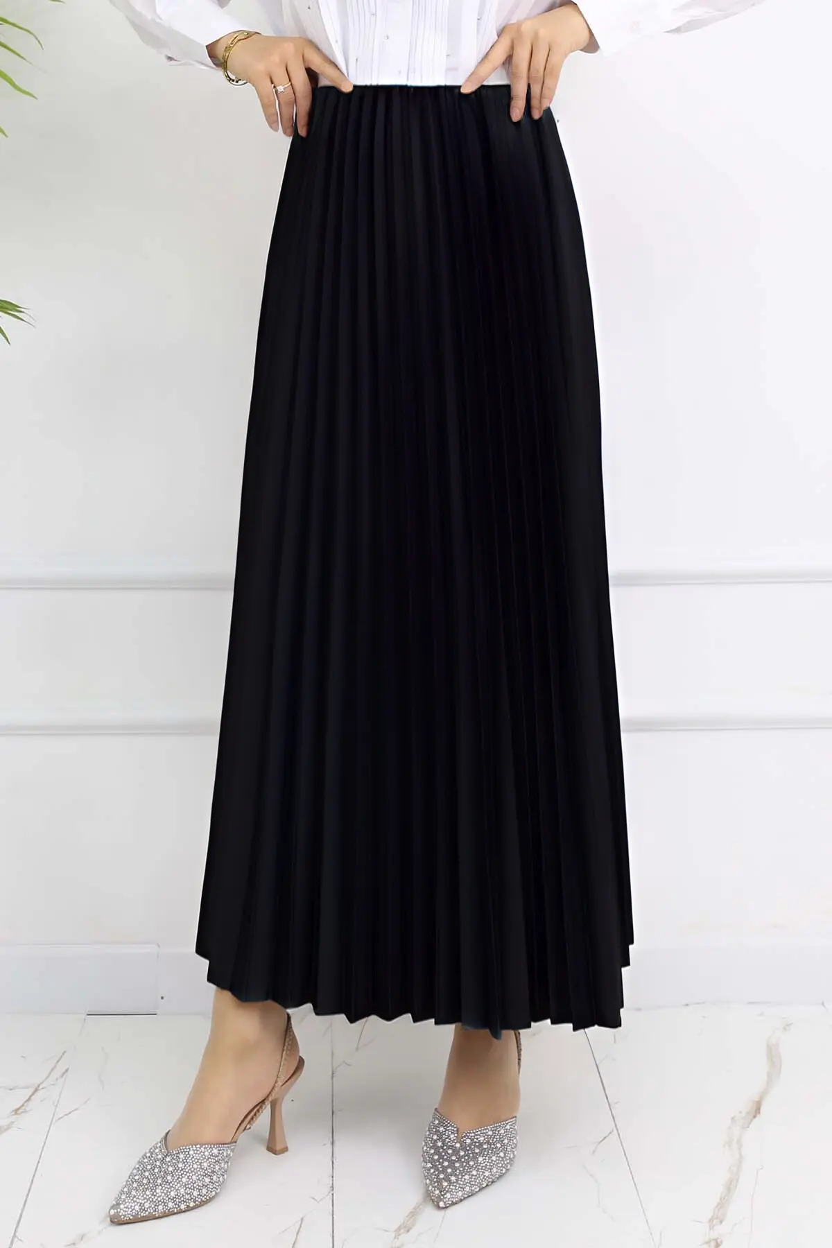 Pleated Skirt-detail