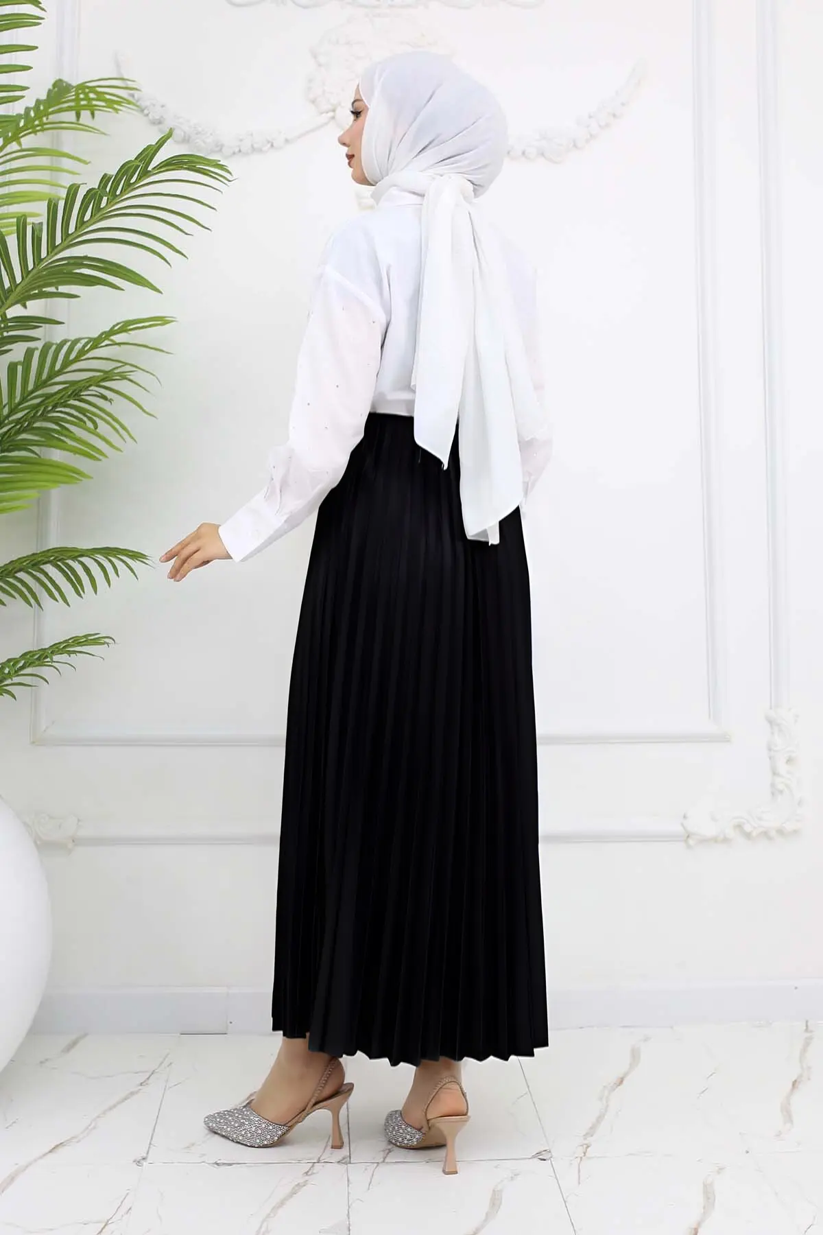 Pleated Skirt-detail