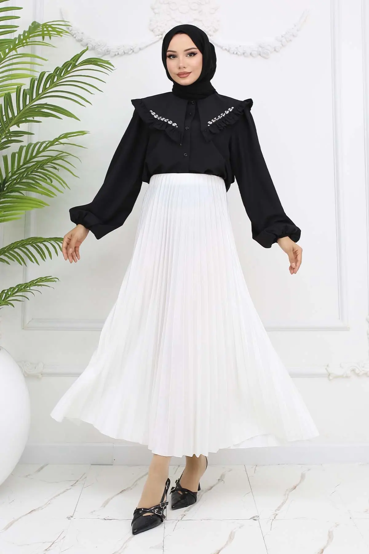 Pleated Skirt