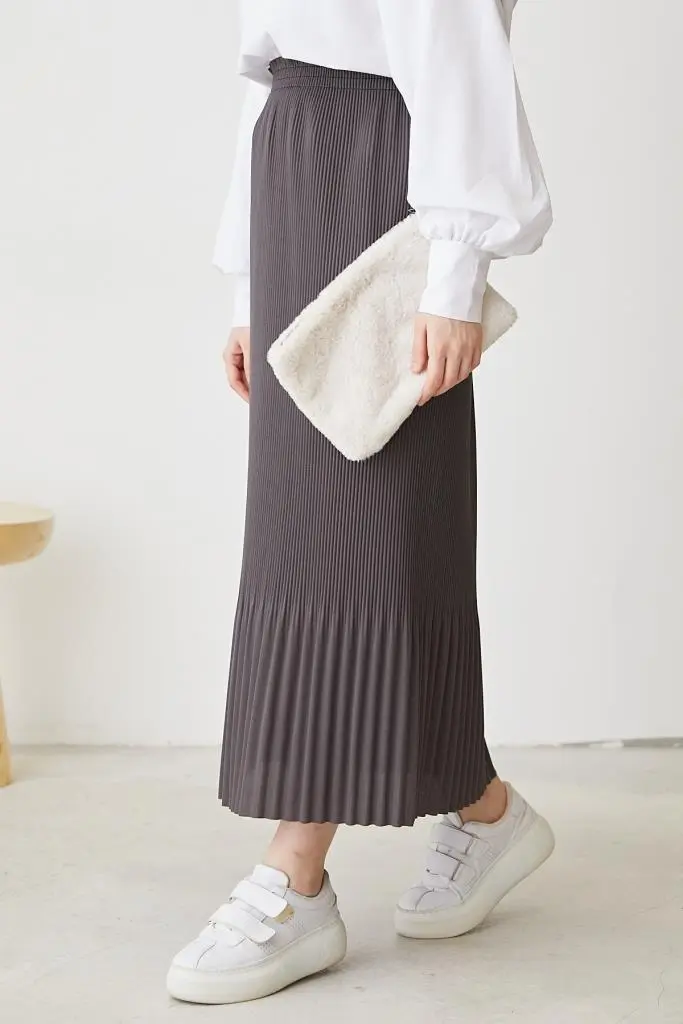 Pleated Skirt-detail