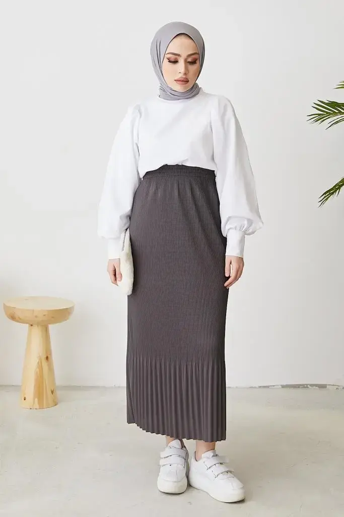 Pleated Skirt