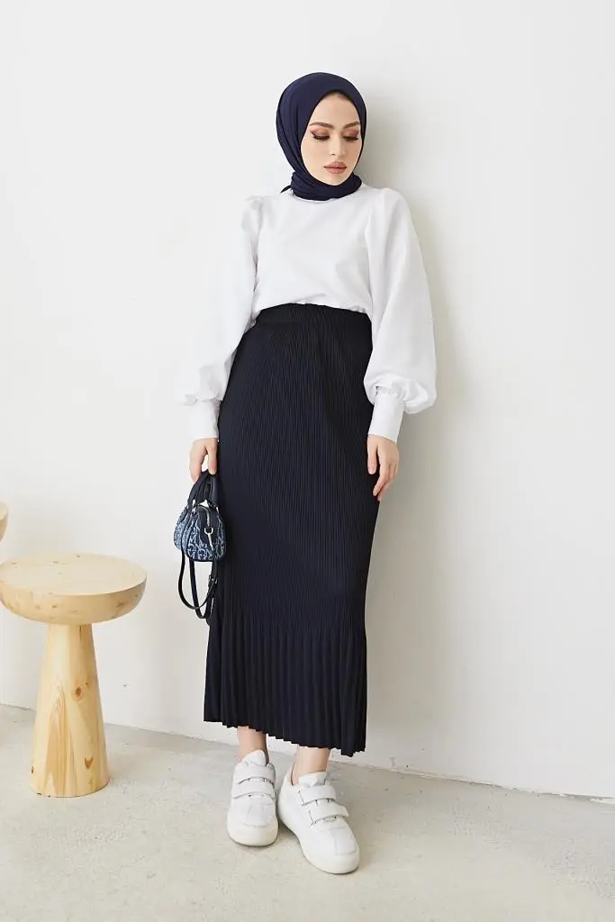 Pleated Skirt-detail