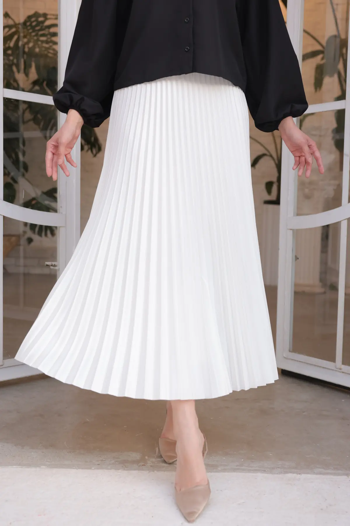 Pleated Skirt-detail