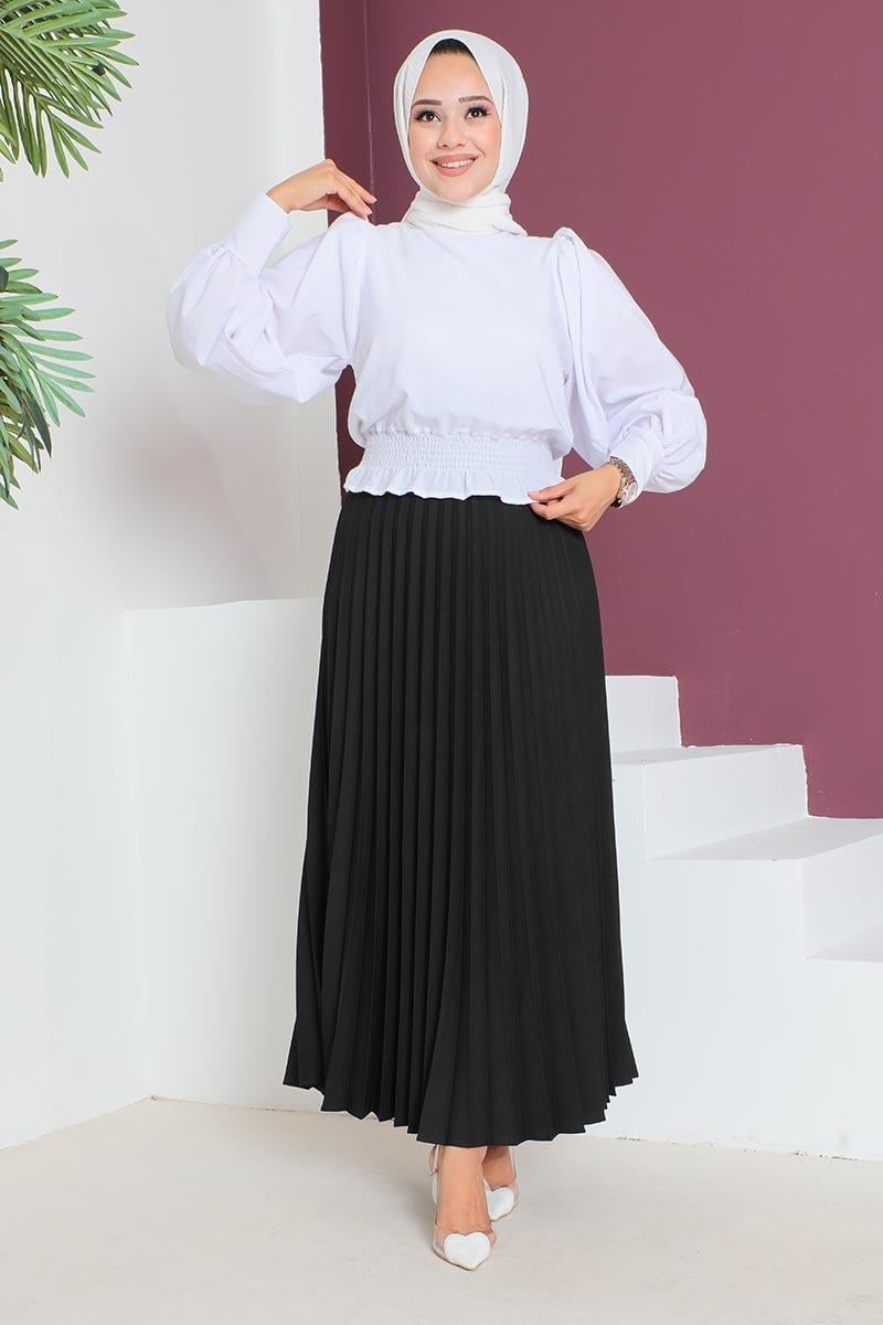 Pleated Skirt