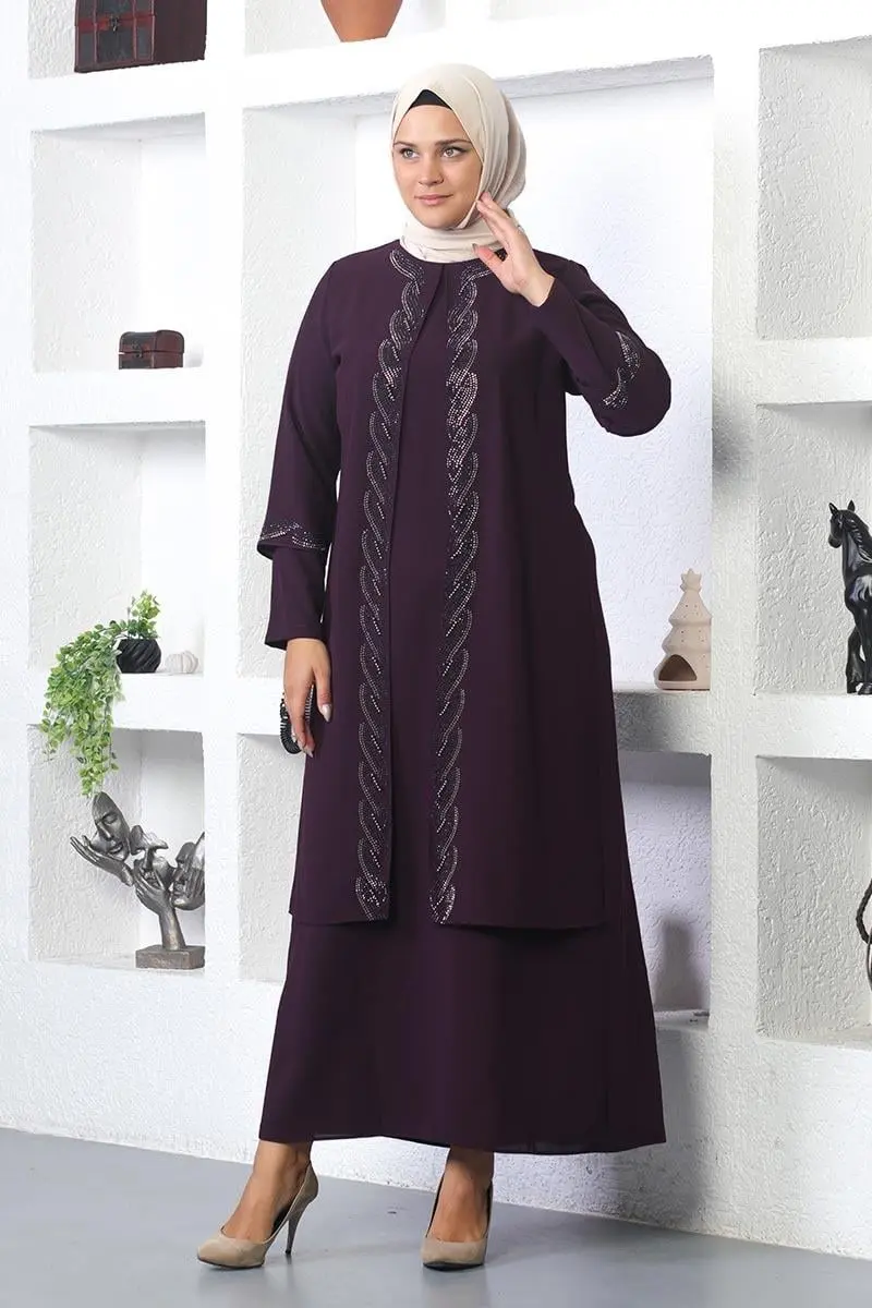 Plus Size Embroidered Evening Suit-detail