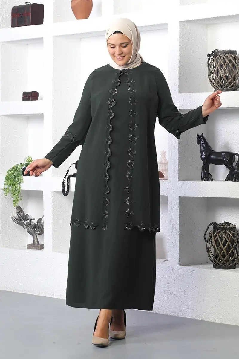 Plus Size Hijab Embroidered Evening Dress-detail