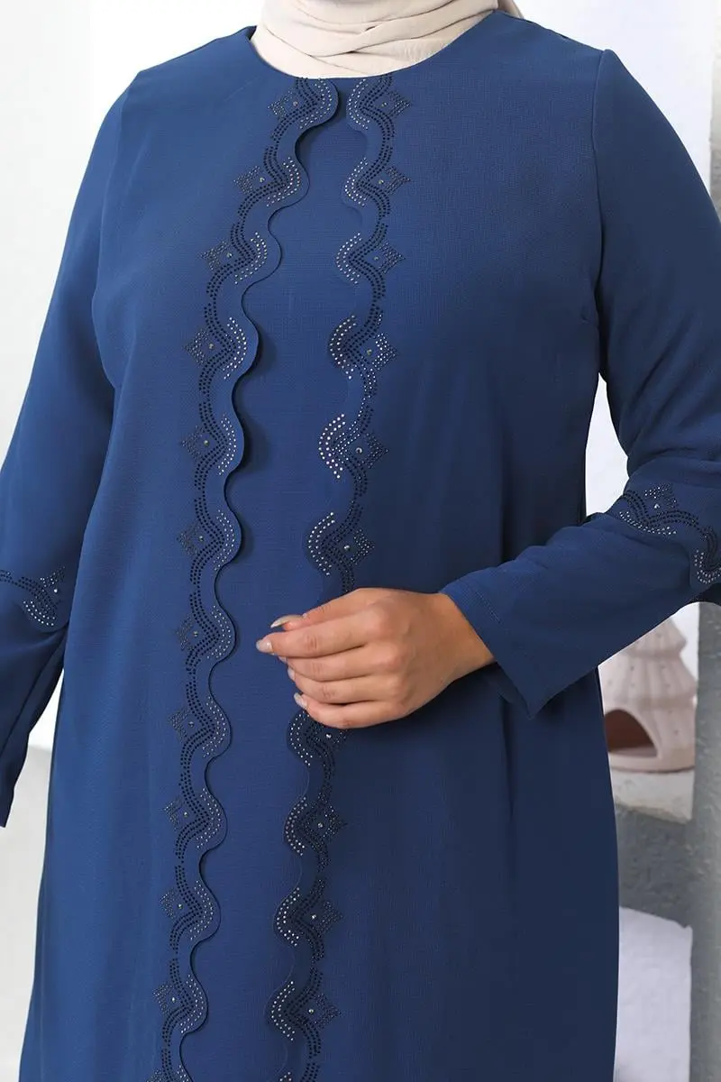 Plus Size Hijab Embroidered Evening Dress-detail
