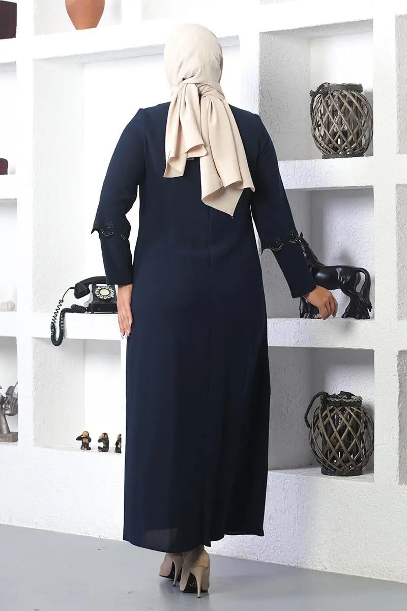 Plus Size Hijab Embroidered Evening Dress-detail