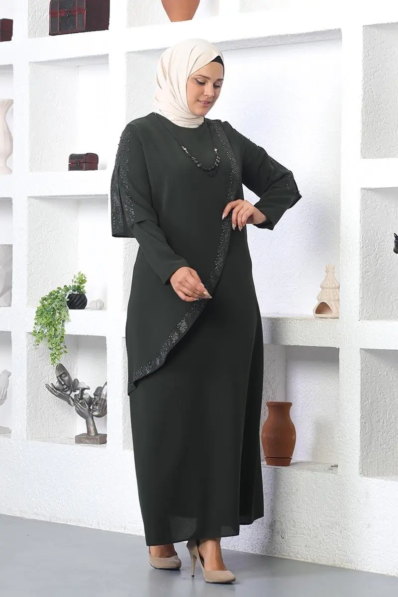 Plus Size Hijab Evening Dress With Necklace-detail