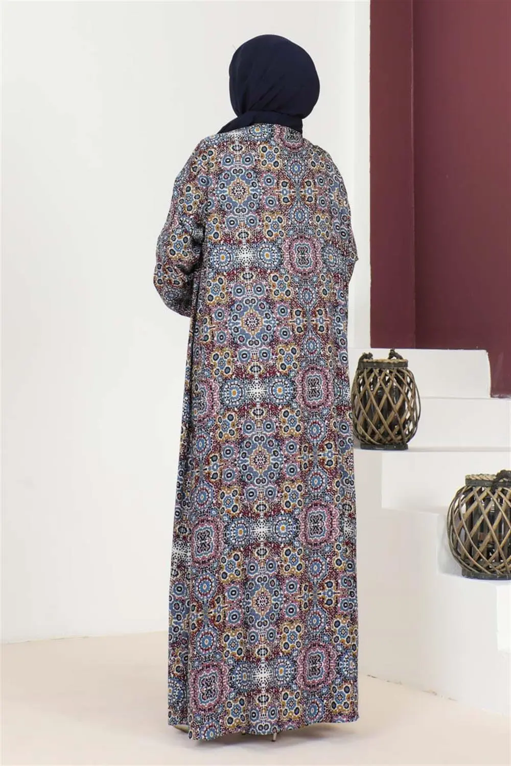 Plus Size Patterned Dress-detail