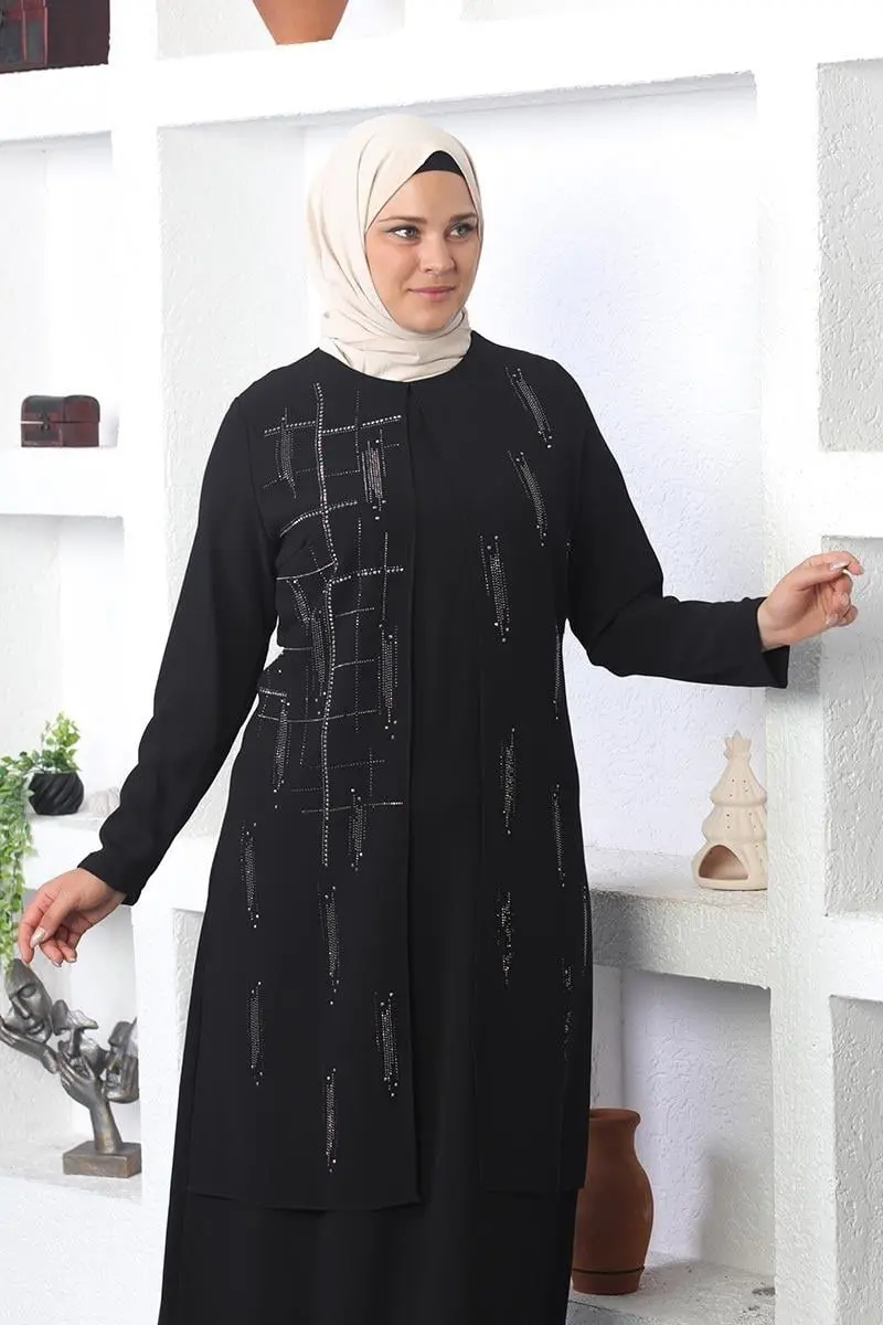 Plus Size Stone Embroidered Evening Dress-detail