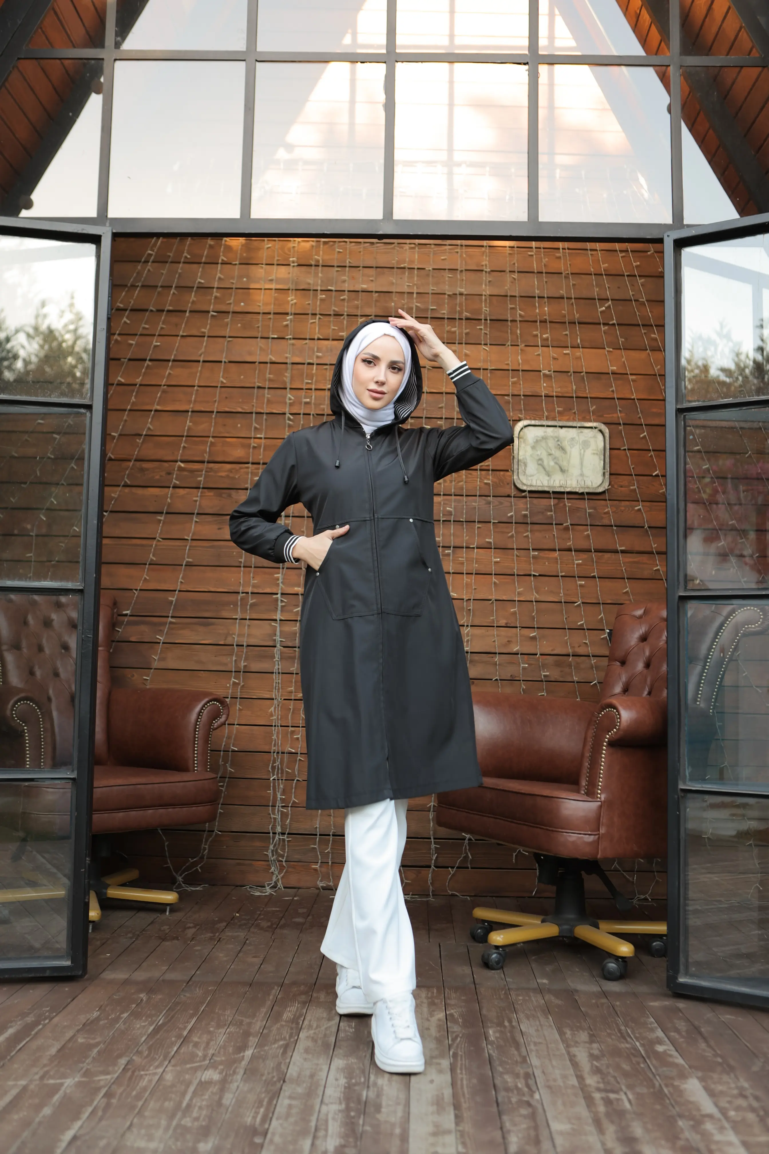 Pocket Detailed Trench Coat-detail