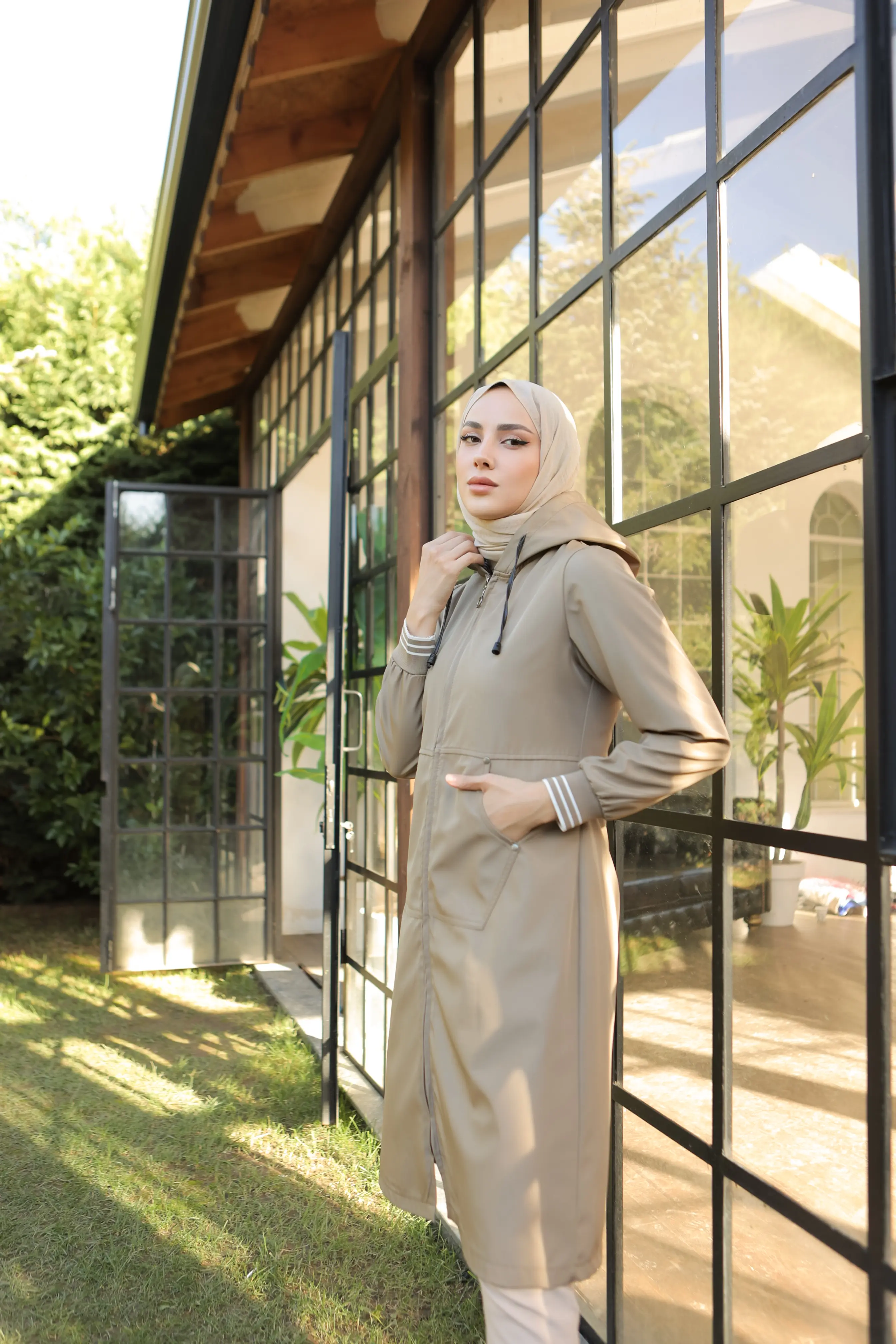 Pocket Detailed Trench Coat-detail