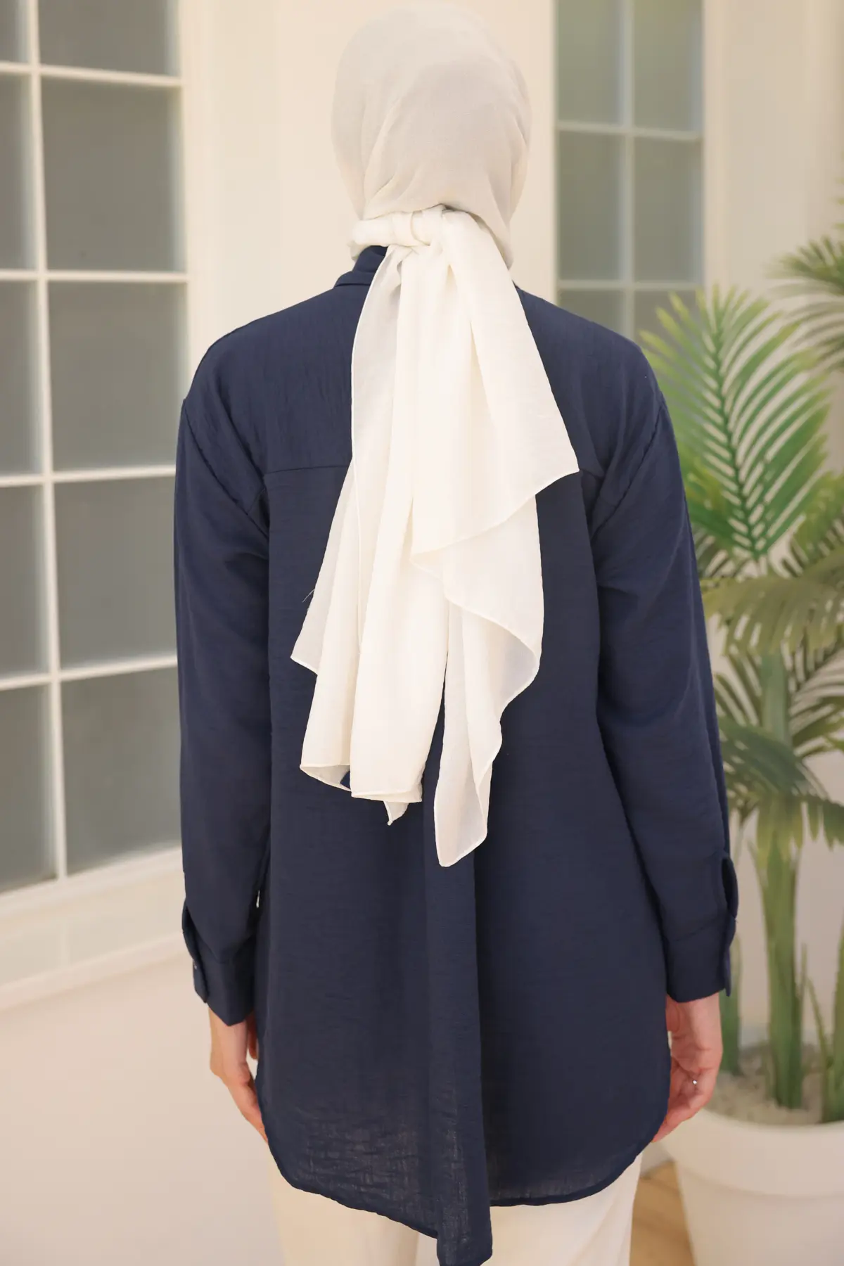 Pocket Shirt With Embroidery Detail-detail