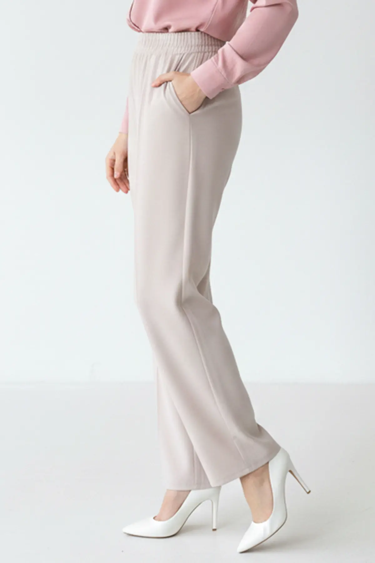 Puffy Scuba Pants-detail