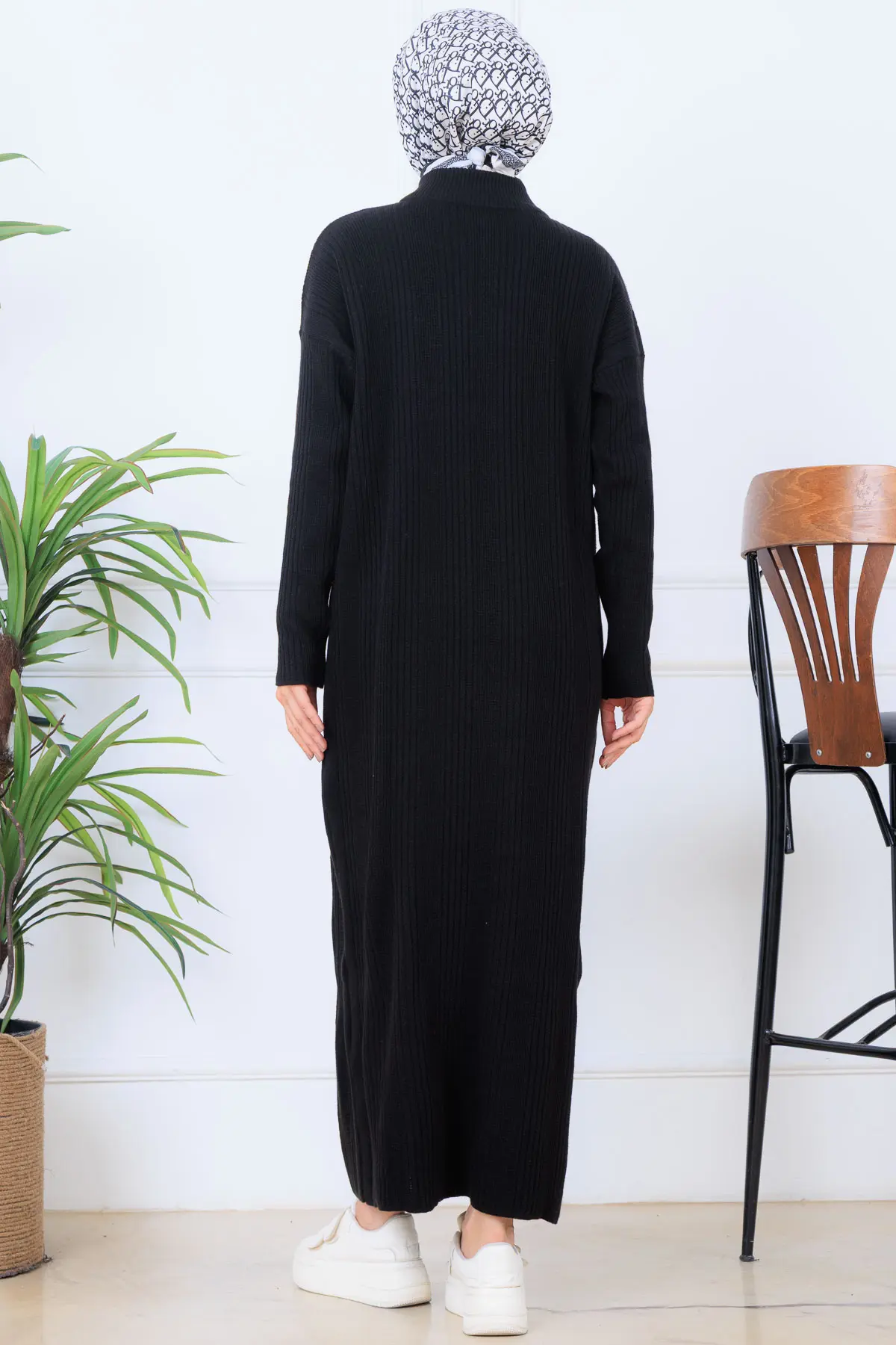 Ribbed Knit Dress-detail